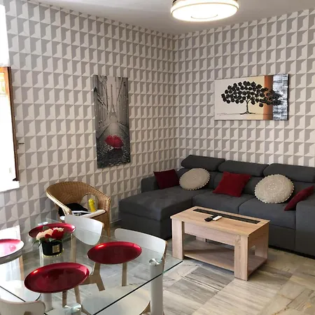 Comfortable In Cordoba, 42 M², Parking.