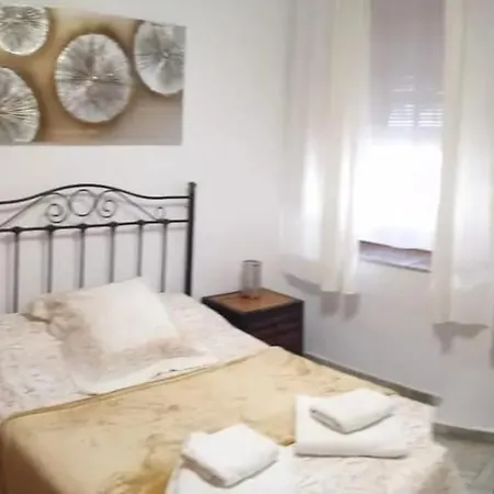 Comfortable In Cordoba, 42 M², Parking. דירה קורדובה