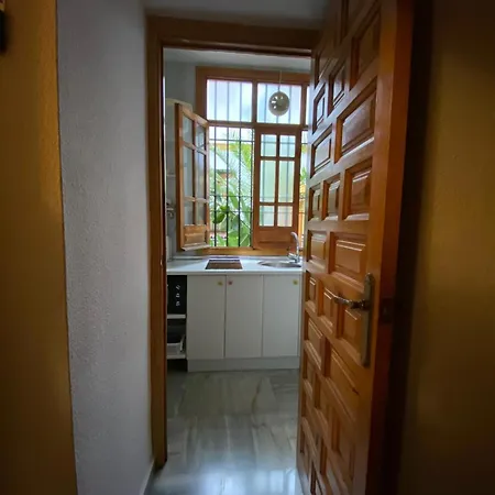 Comfortable In Córdoba, 42 M², Parking. Apartamento Córdoba