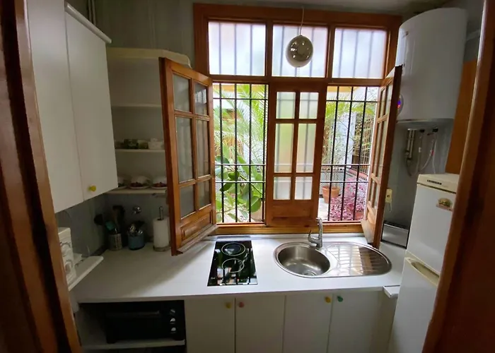 Comfortable In Cordoba, 42 M², Parking. Daire