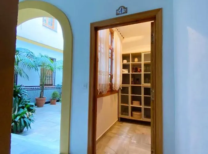Appartement Comfortable In Cordoba, 42 M², Parking. *