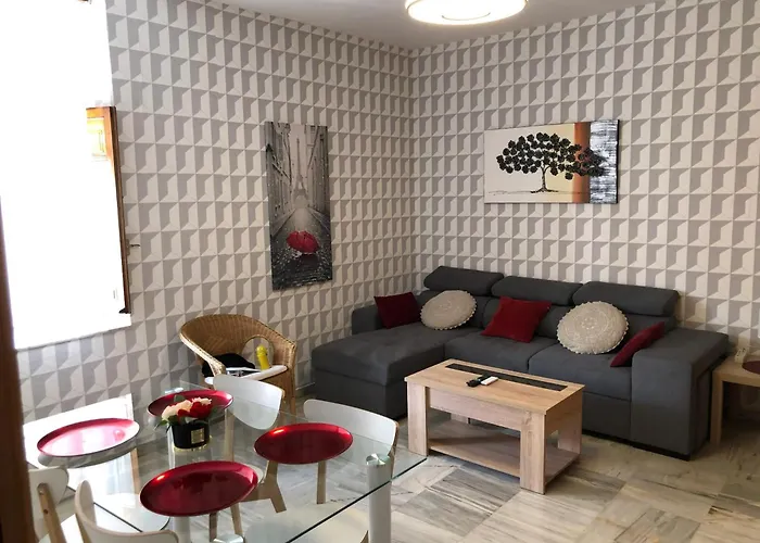 Comfortable In Cordoba, 42 M², Parking.