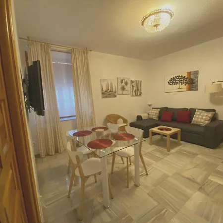 Appartement Comfortable In Cordoba, 42 M², Parking.