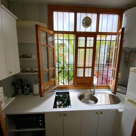 Comfortable In Cordoba, 42 M², Parking. Appartement