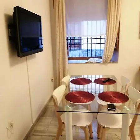 Comfortable In Cordoba, 42 M², Parking. *